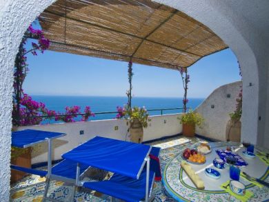 One Bedroom One Bathroom Vacation Rental in Praiano
