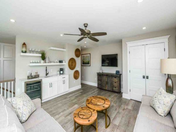 Almost Beachfront - Luxury Anna Maria Island Vacation Home