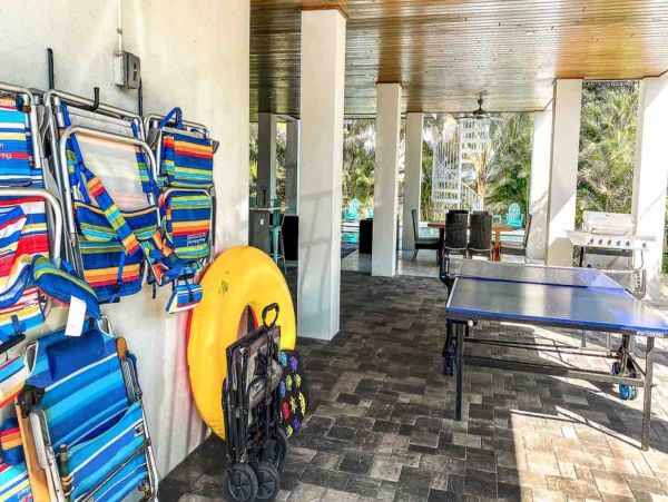 Almost Beachfront - Luxury Anna Maria Island Vacation Home