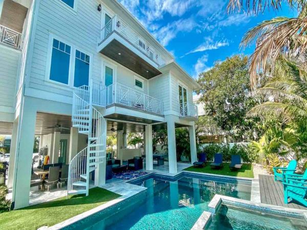 Almost Beachfront - Luxury Anna Maria Island Vacation Home