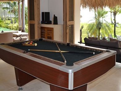 Luxury Vacation Rental Home with 13 Bedrooms Oceanfront
