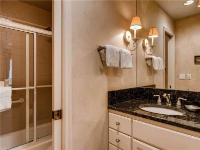 Vail Luxury Two Bedroom Ski Condo Walk to Lifts Sleeps Six