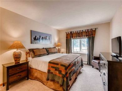 Vail Two Bedroom Ski Condo with Mountain Views Walk to Lift