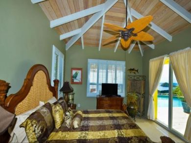 Mountainside Vacation Villa Three Bedrooms Sleeps 6