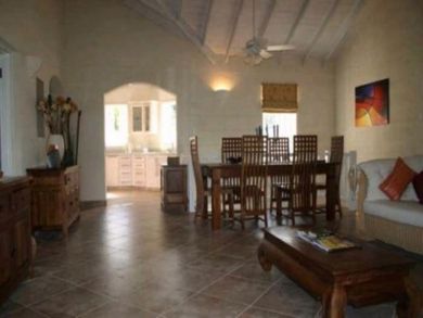 Barbados Luxury Vacation Accommodation Walk to  Beach