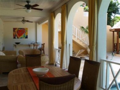 Barbados Luxury Vacation Accommodation Walk to  Beach