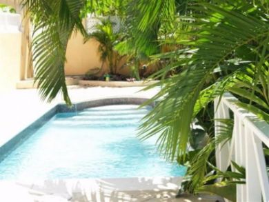 Barbados Luxury Vacation Accommodation Walk to  Beach