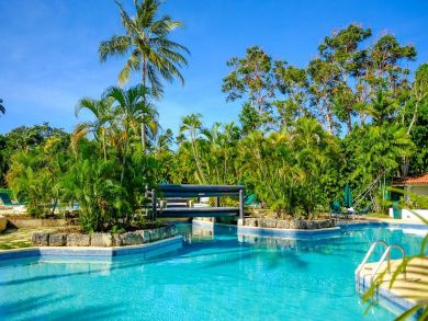 Barbados Vacation Accommodation on  Beach
