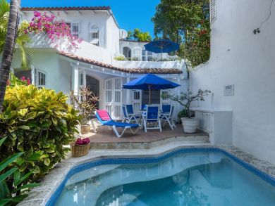 Barbados Vacation Accommodation on Beach
