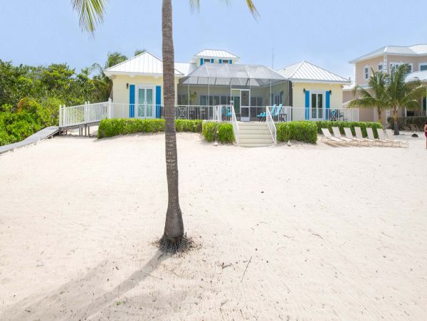 Cayman Islands Vacation Rentals - Oceanfront Cayman Villa with Guest Cottage