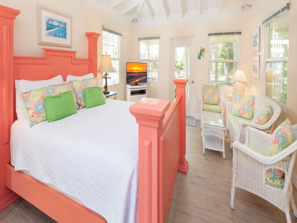 Cayman Islands Vacation Rentals - Oceanfront Cayman Villa with Guest Cottage