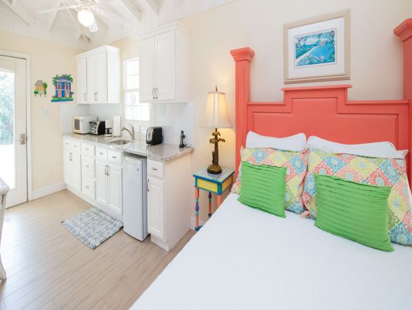 Cayman Islands Vacation Rentals - Oceanfront Cayman Villa with Guest Cottage