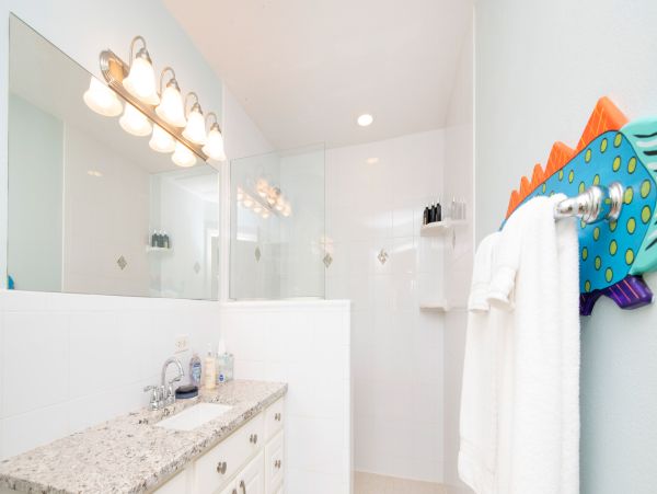 Cayman Islands Vacation Rentals - Oceanfront Cayman Villa with Guest Cottage