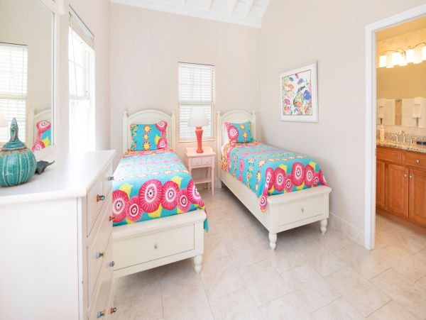 Cayman Islands Vacation Rentals - Oceanfront Cayman Villa with Guest Cottage