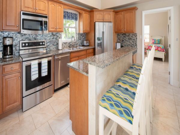 Cayman Islands Vacation Rentals - Oceanfront Cayman Villa with Guest Cottage