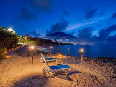Grand Cayman Luxury Vacation Rental Home Four Bedrooms