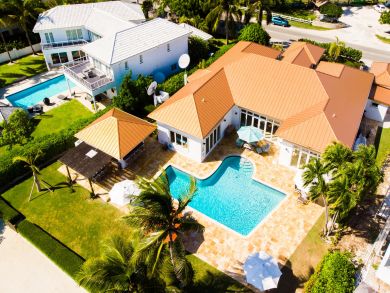 Cayman Islands Four Bedroom Oceanfront Vacation Rental Cayman Islands Four Bedroom Oceanfront Vacation Rental