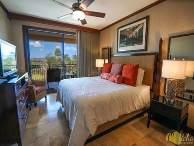 Two Bedroom Condo Sleeps Six Short Walk to Beach