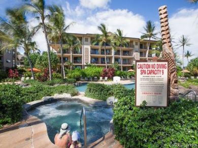 Two Bedroom Condo Sleeps Six Short Walk to Beach