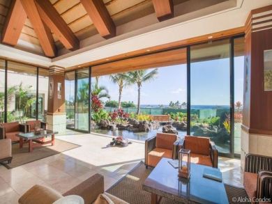 Two Bedroom Condo Sleeps Six Short Walk to Beach