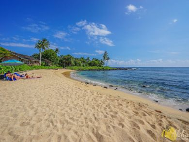 Two Bedroom Condo Sleeps Six Short Walk to Beach