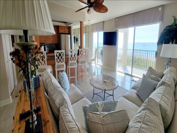 Longboat Key Vacation Condo Two Bedrooms with Gulf Views
