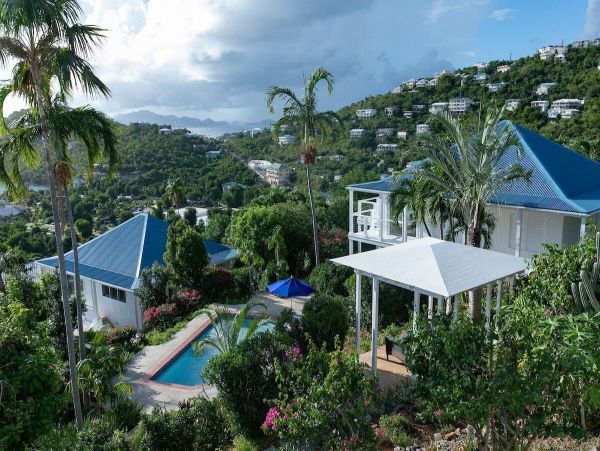 Romantic One Bedroom Bungalow with Great Cruz Bay Views