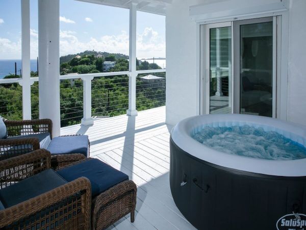 Romantic One Bedroom Bungalow with Great Cruz Bay Views