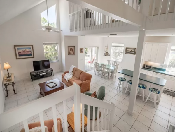 Longboat Key Two Bedroom Vacation Home Short Walk to Beach