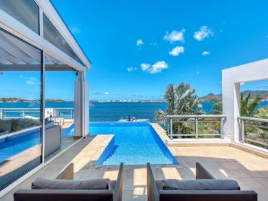 Bay View Luxury Villa with Private Pool in Saint Martin