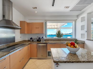 Bay View Luxury Villa with Private Pool in Saint Martin
