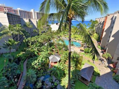 Lahaina Lovely Two Bedroom Rental Pool Views
