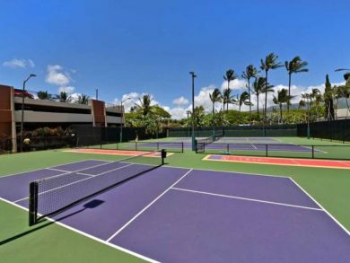 Lahaina Lovely Two Bedroom Rental Pool Views