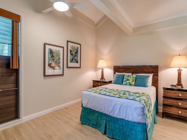 Great Value Lahaina Condo 3 Bedrooms Partial Ocean View