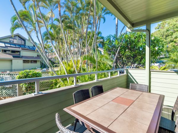 Great Value Lahaina Condo 3 Bedrooms Partial Ocean View