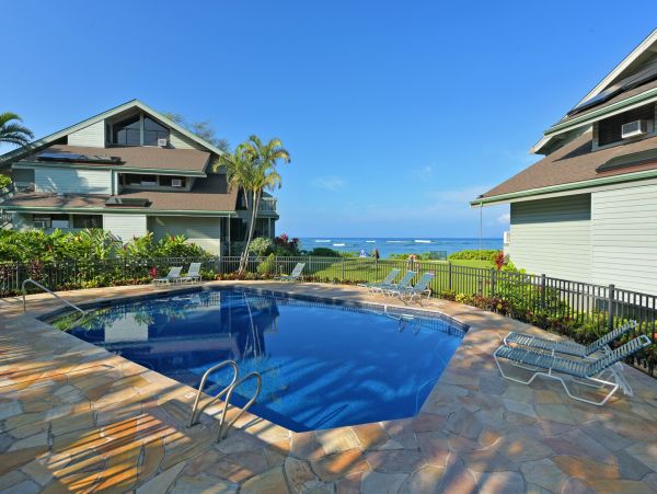 Great Value Lahaina Condo 3 Bedrooms Partial Ocean View