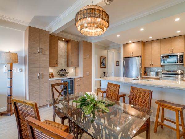 Great Value Lahaina Condo 3 Bedrooms Partial Ocean View