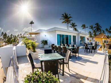Luxury Eight Bedroom Vacation Beach Villa with Private Pool