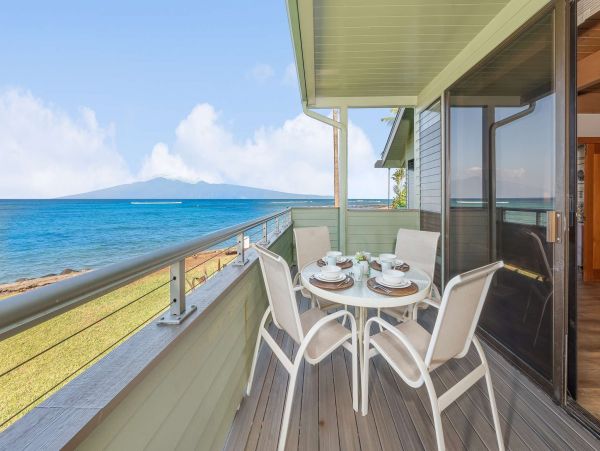 Lahaina Oceanfront Three Bedroom Condo