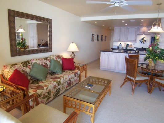 Open plan living room & dining room Open plan living room & dining room