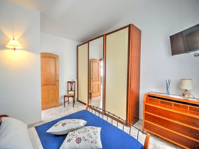 LuxuryAmalfi Vacation Villa with Four Bedrooms Sleeps 10