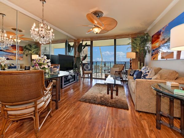 Direct Ocean Front Views Lahaina Vacation Getaway 1 Bedroom Condo