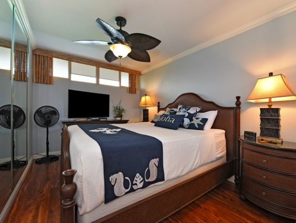 Direct Ocean Front Views Lahaina Vacation Getaway 1 Bedroom Condo