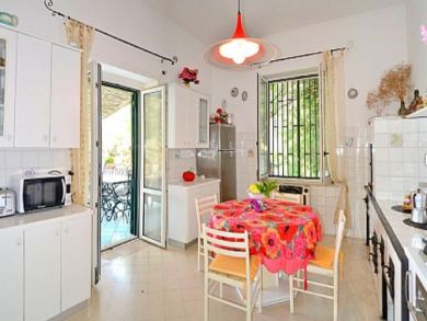 Luxury Six Bedroom Villa Sleeps 12 with Sea Views