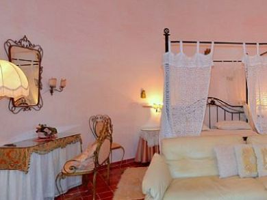 Luxury Six Bedroom Villa Sleeps 12 with Sea Views