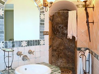 Luxury Six Bedroom Villa Sleeps 12 with Sea Views