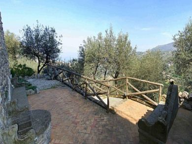 Sorrento Five Bedroom Villas Private Pool Drive to Beach
