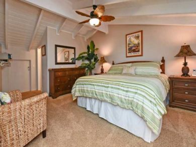 Charming Vacation Rental on Lahaina. Call Today.