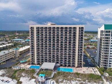 Beachfront One Bedroom Vacation Condo in Destin Sleeps 4