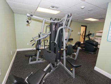 Beachfront One Bedroom Vacation Condo in Destin Sleeps 4